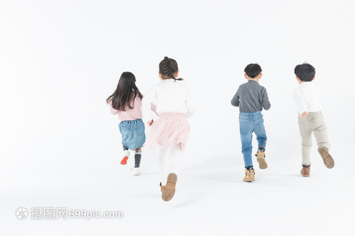 童真足迹 镜头下的快乐奔跑